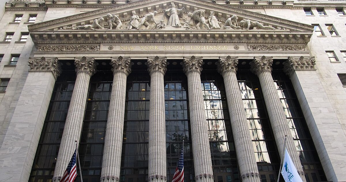 WALL STREET, Introduction