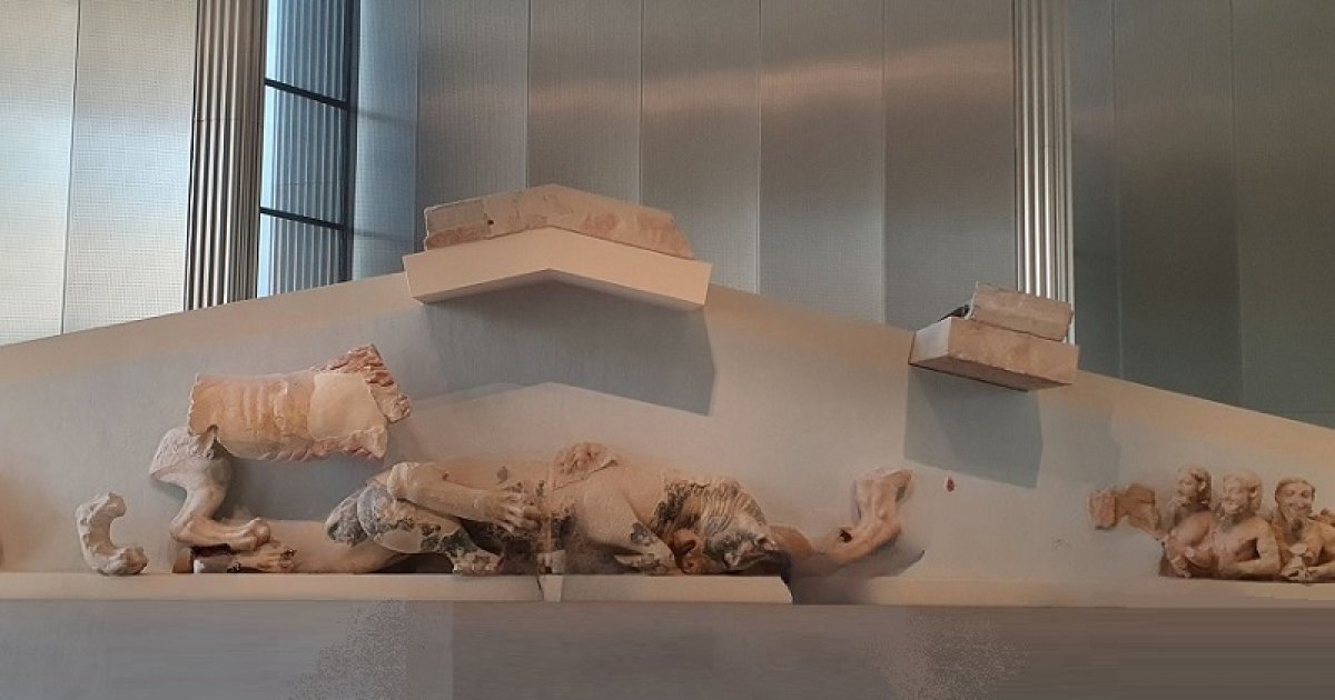 ACROPOLIS MUSEUM, First Floor Lioness Pediment