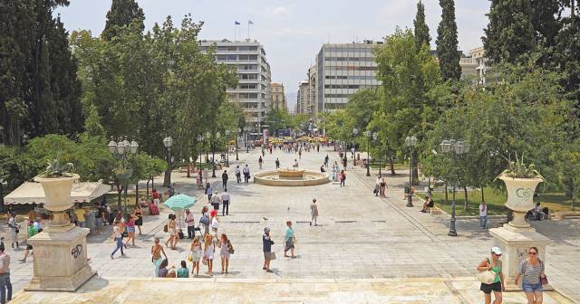 PLACE SYNTAGMA