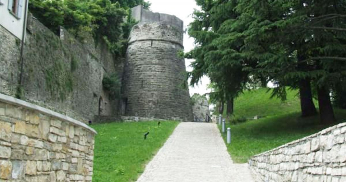 CASTLE OF SAN VIGILIO, Castle Of San Viglio