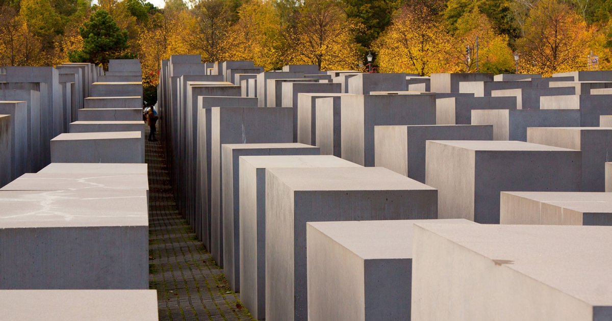 HOLOCAUST MAHNMAL, Holocaust Mahnmal