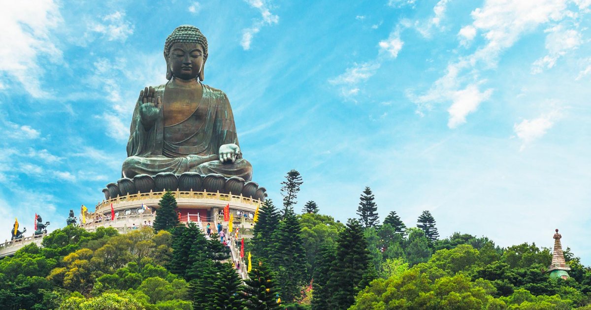 LANTAU Y DISNEYLAND, Aldea Ngong Ping Presentación