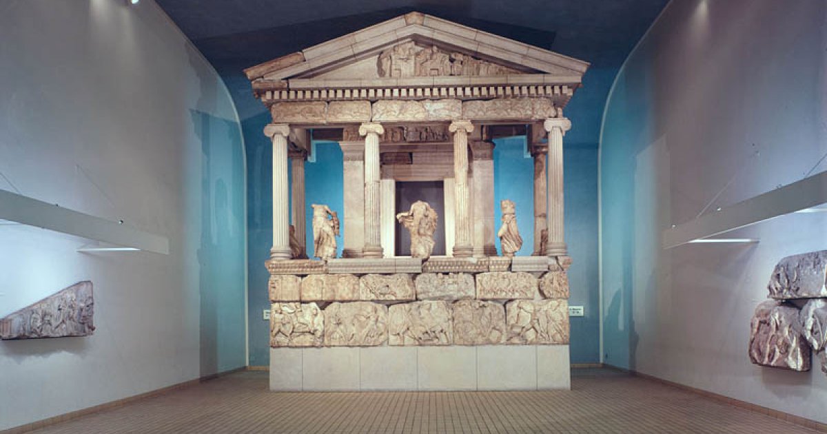 BRITISH MUSEUM, Nereïden-Tempel