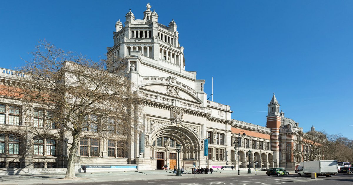 VICTORIA & ALBERT MUSEUM, Visite