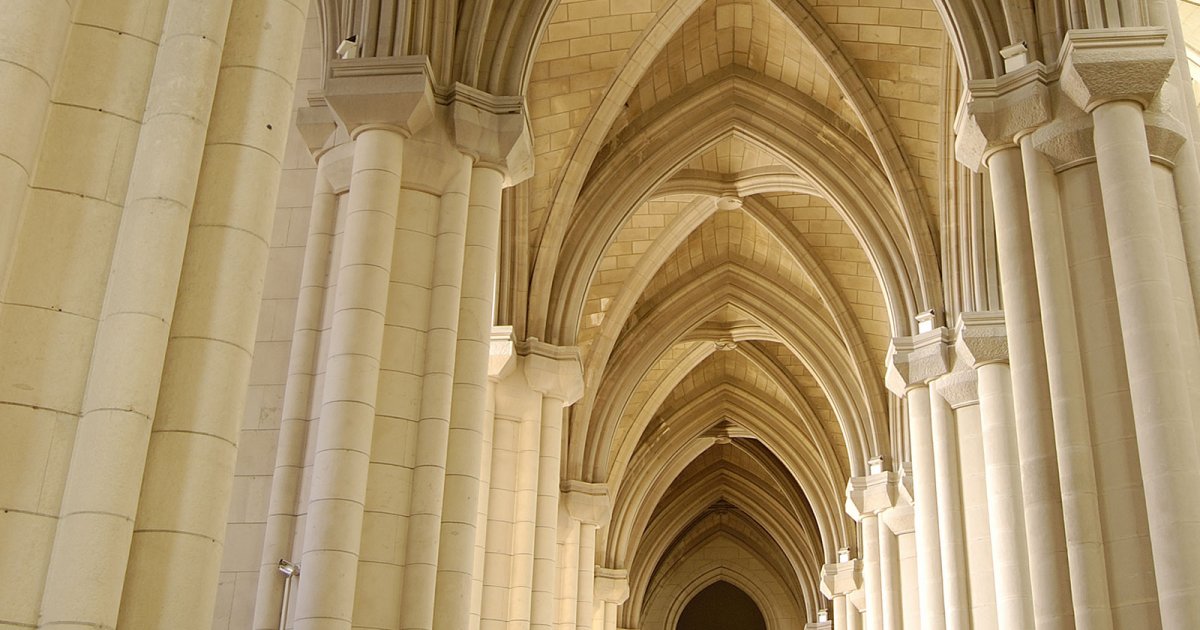 ALMUDENA CATHEDRAL, Crypt