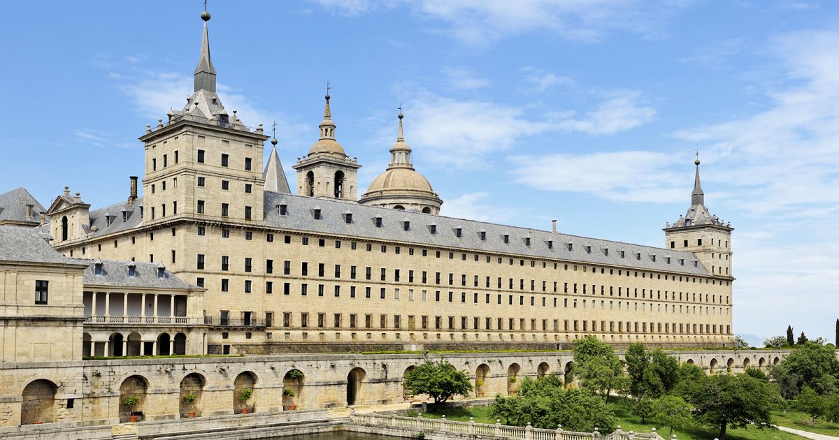 ESCORIAL, Introduction 