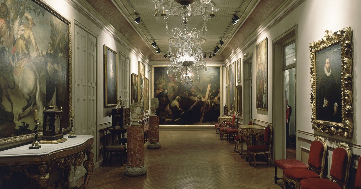 MUSEUM CERRALBO, Mezzanine And First Floor