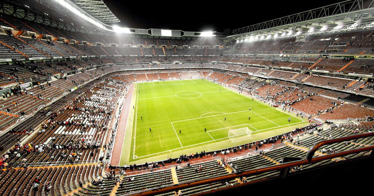 SANTIAGO-BERNABEU-STADION, Geschichte