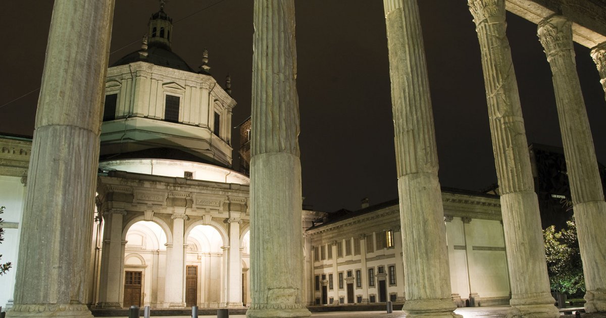 BASILIQUE SAN LORENZO MAGGIORE, Colonnes Et Extérieur