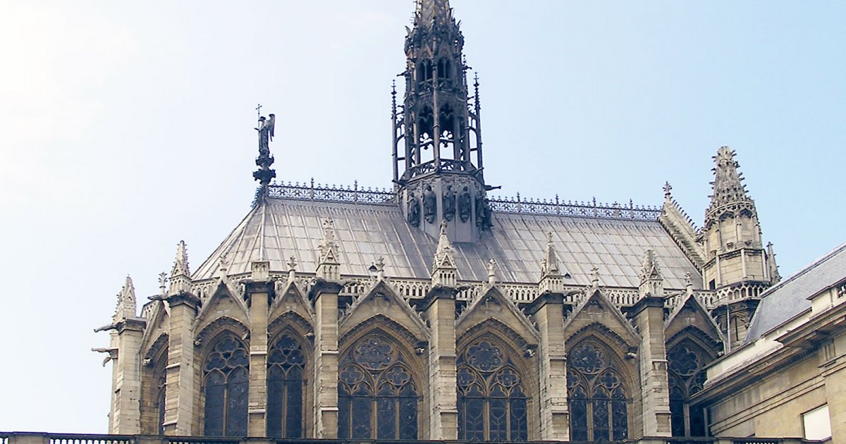 SAINTE-CHAPELLE, Aussenbereich