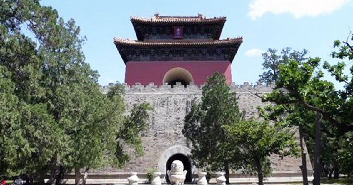 MING TOMBS, Dingling