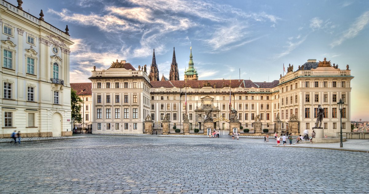 CASTLE, Square Hradcany