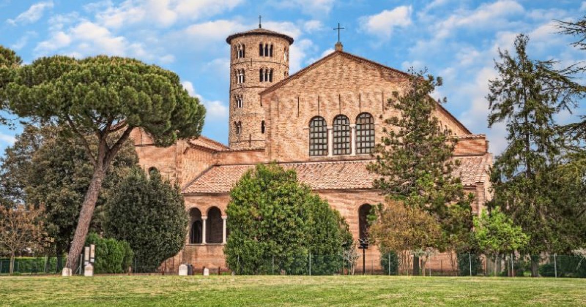 Audio guide BASILICA OF SANT'APOLLINARE IN CLASSE Tour Guide MyWoWo