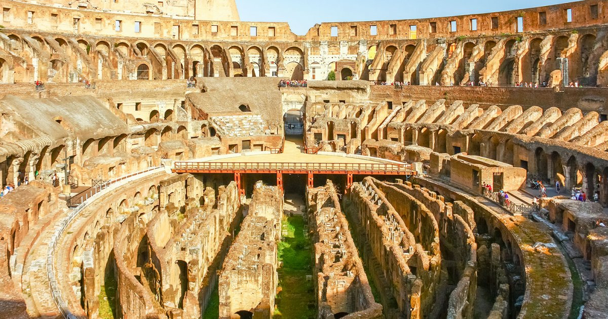 COLISEO, Interior