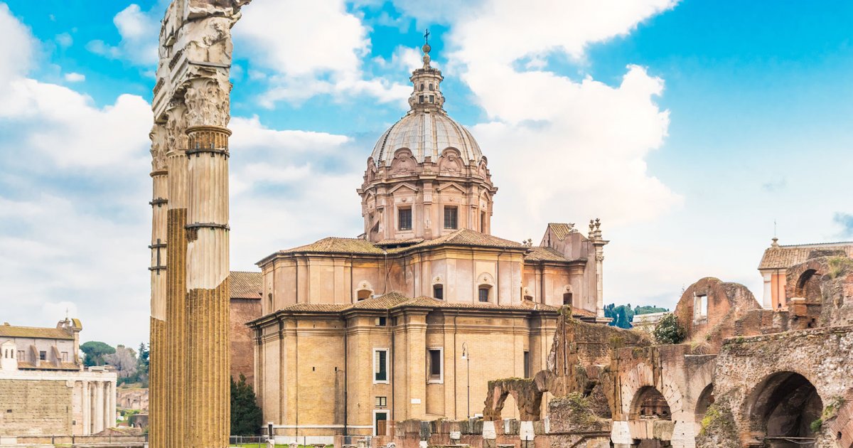 FORO ROMANO, Curia Y Basílicas