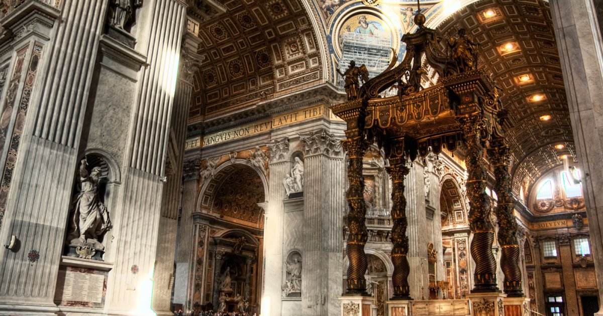 SAINT PETER'S, Interior - Bernini's Baldachin