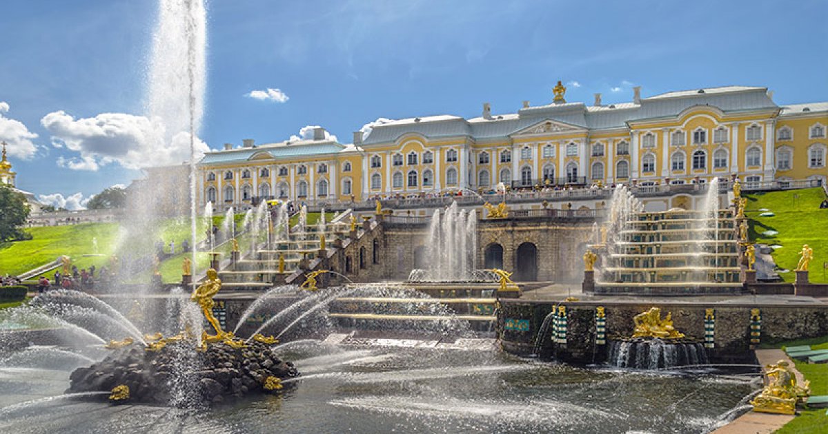 PETERHOF , Introduzione