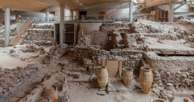 GESCHICHTE - AI VOICE