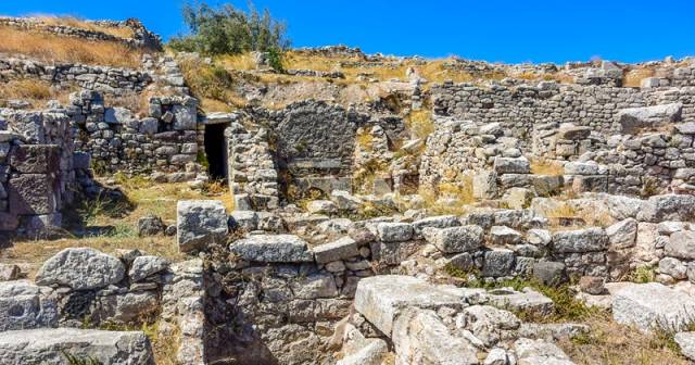 GESCHICHTE - AI VOICE