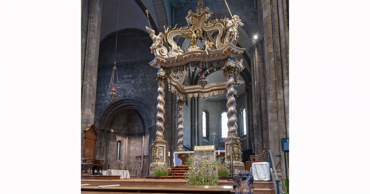 CATHÉDRALE, Intérieur