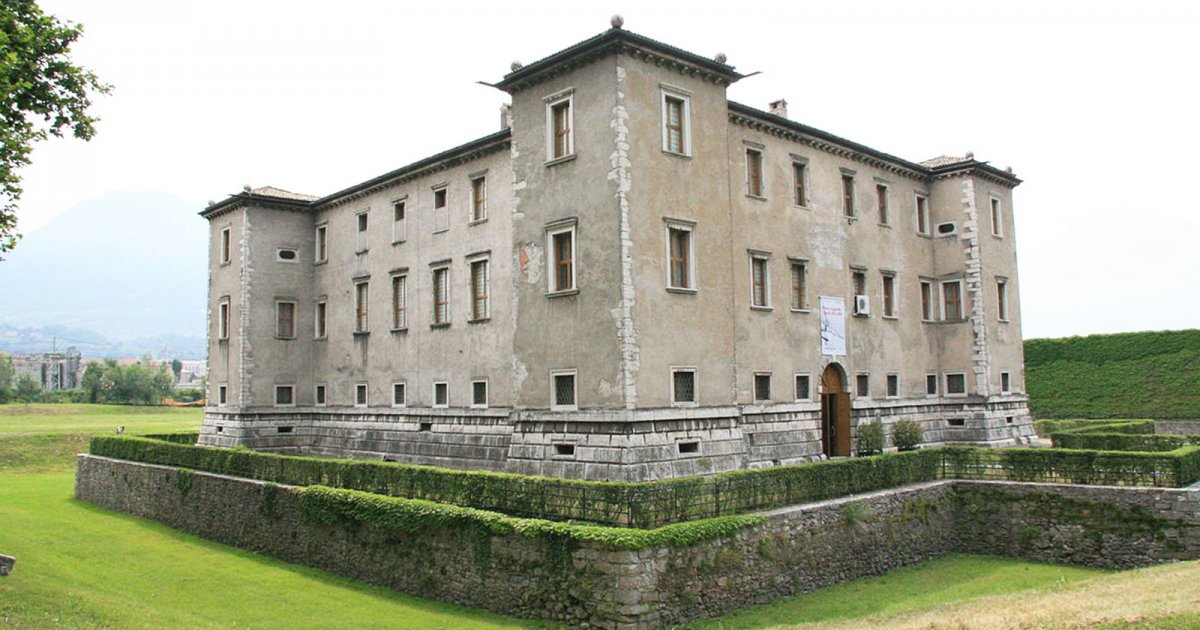 PALAZZO DELLE ALBERE, Aussenbereich