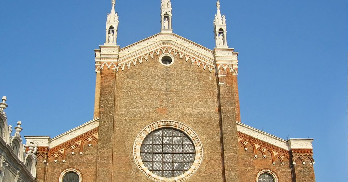 BASILIKA DEI FRARI, Aussenbereich