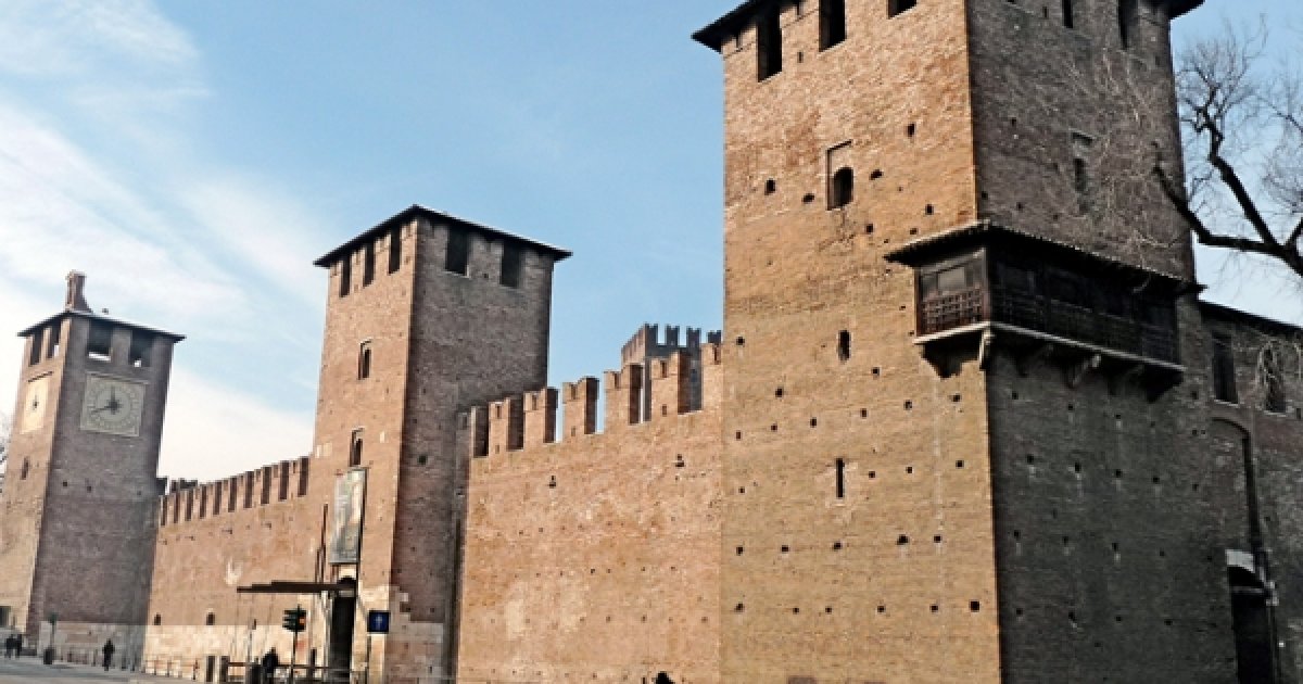 CASTELVECCHIO, Geschichte