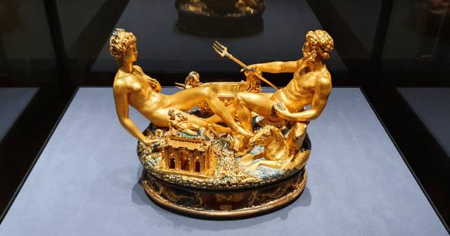 CELLINI SALT CELLAR